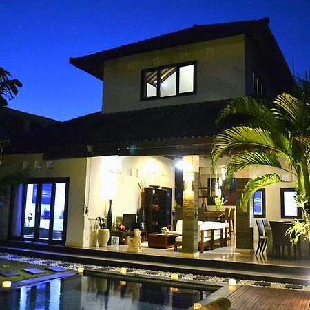 Adhyatma Villa Seminyak Exterior foto